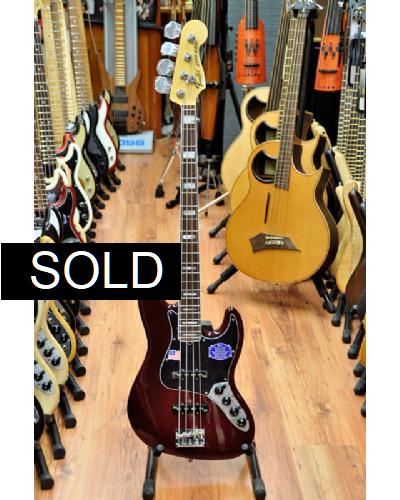 Fender American Deluxe Jazz Bass Wine Red